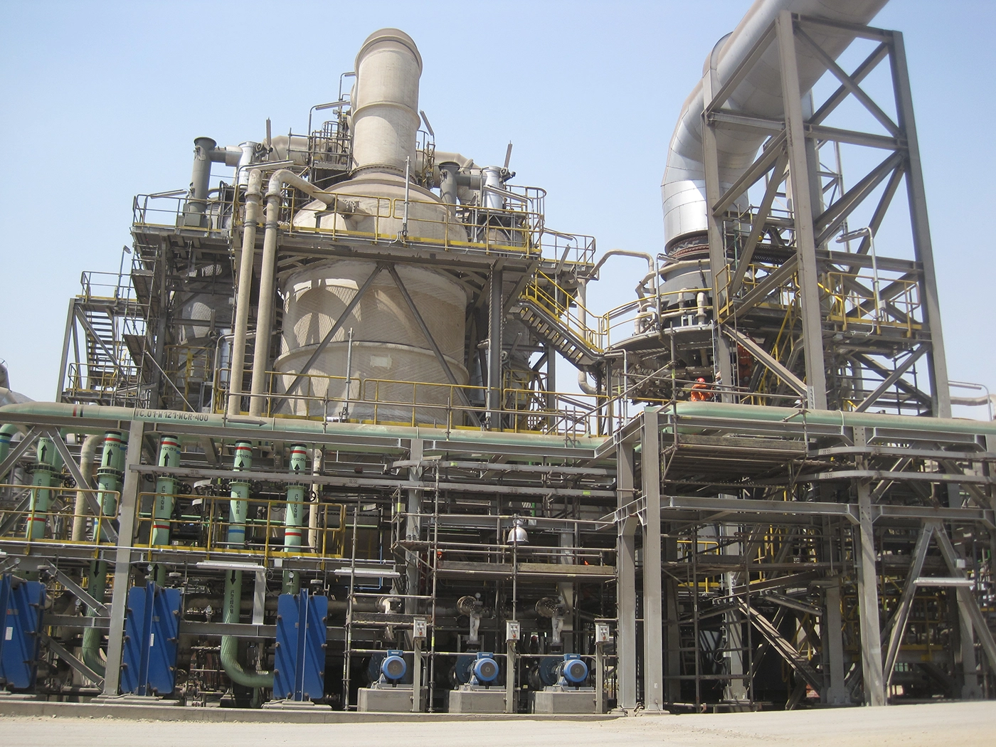 Industriegebäude mit Röstofen, Abhitzekessel und Elektrofilter in Cajamarquilla.